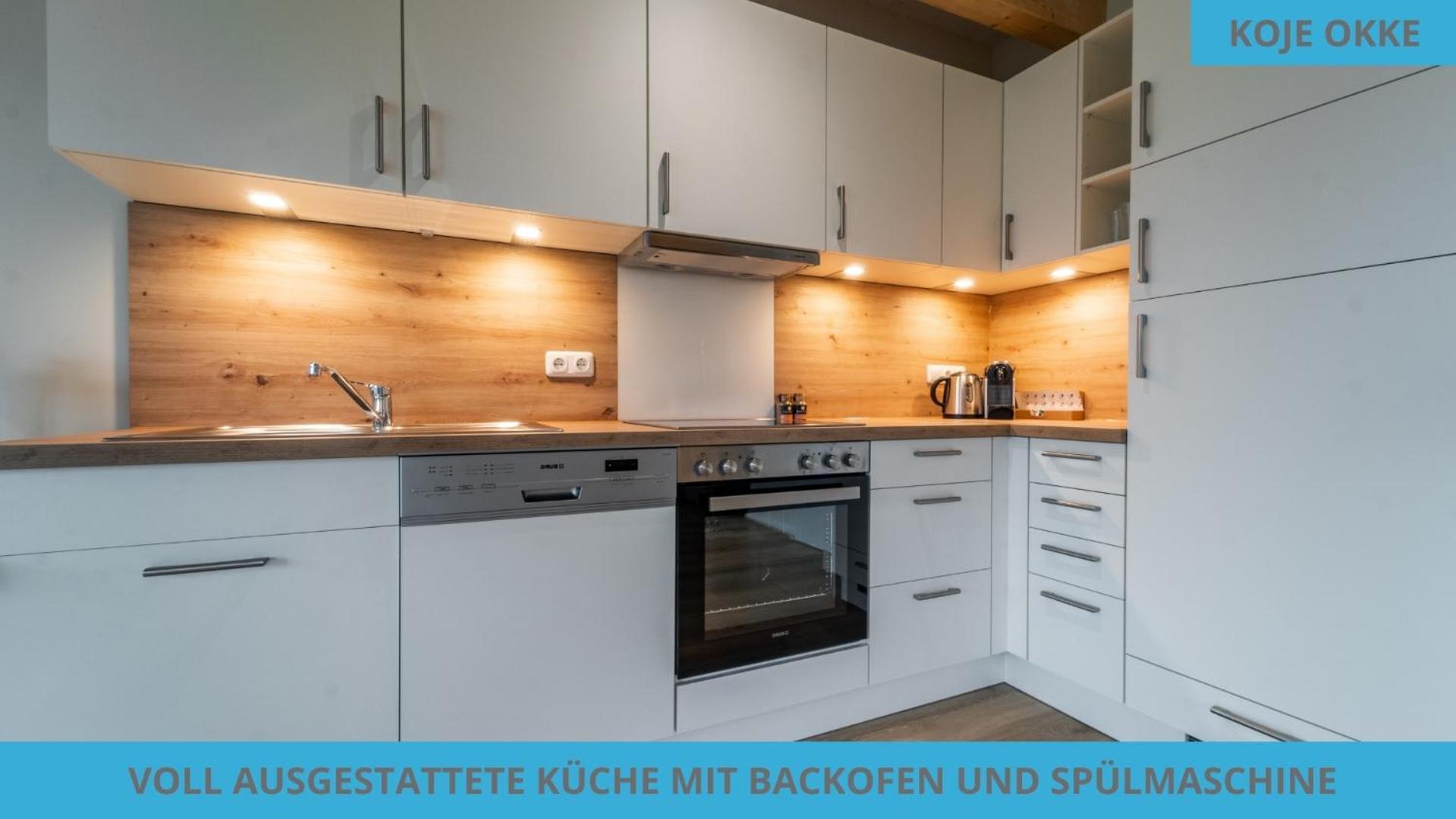 Kuestenkojen Mit 4 Ferienwohnungen Fuer 1 Bis 8 Pers Mit Diversen Schlafzimmern, Garten Oder Balkon 부숨 외부 사진